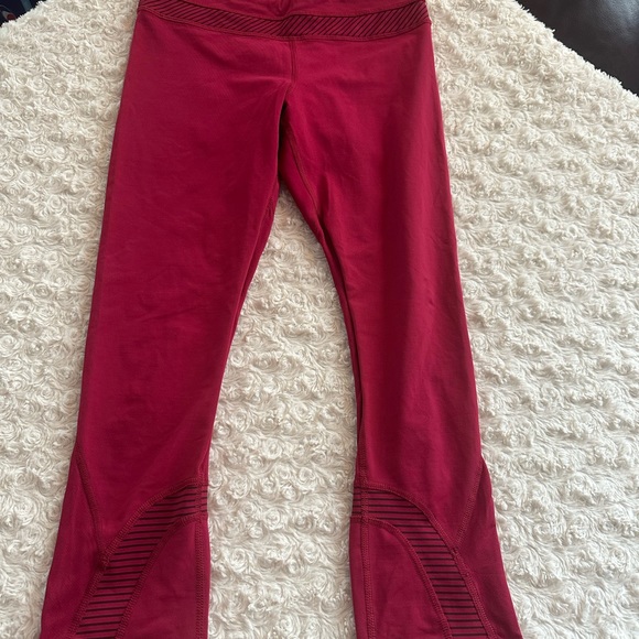 Lulu lemon leggings 12” X 22” size XS red and blue - Picture 14 of 16